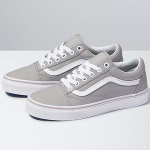 Vans Old Skool Women’s 9.5